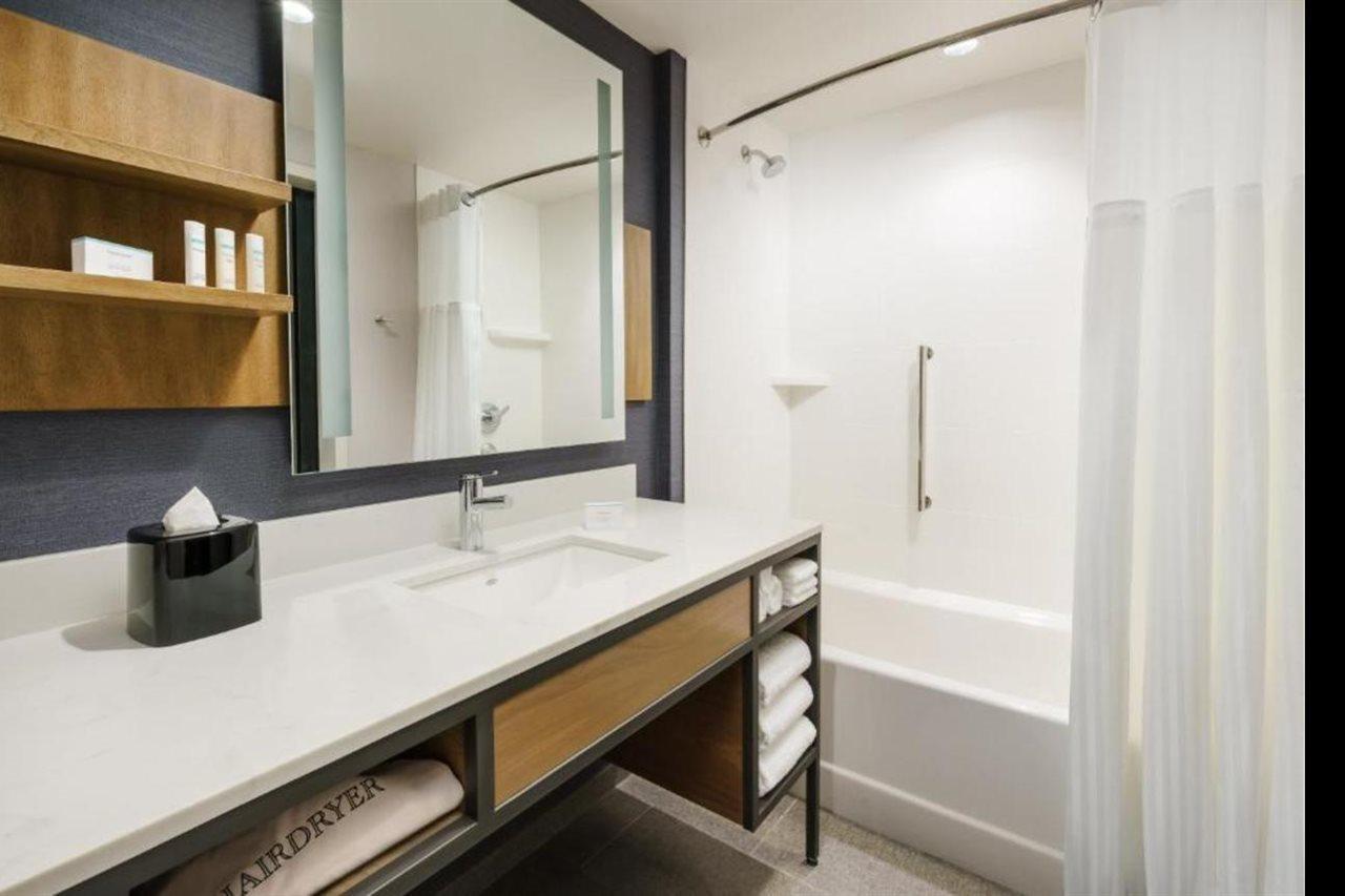 Hilton Garden Inn Σανιβέιλ Εξωτερικό φωτογραφία